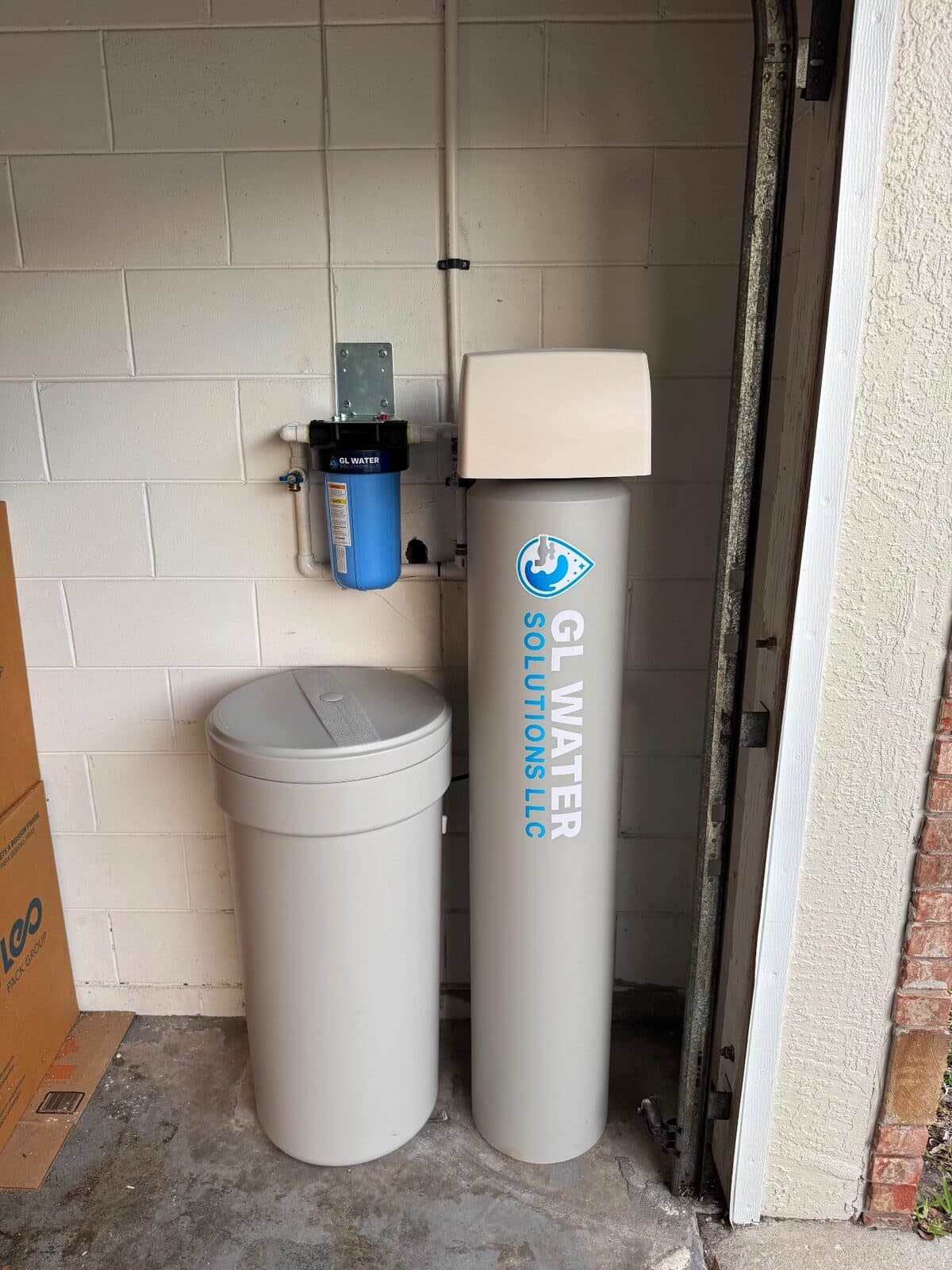 GL Water filtration system installed in a Central Florida garage
